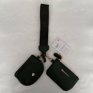Lululemon Dual Pouch Wristlet - olive green